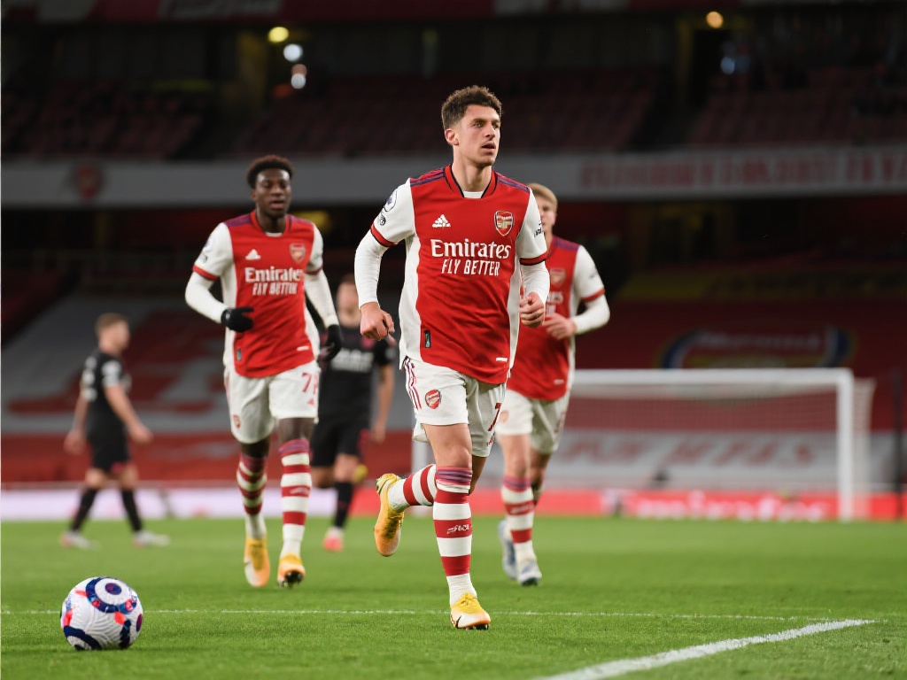 英超榜单:阿森纳领先第五名5分,仅差1分锁定欧冠席位 阿森纳作为一支有着悠久历史的豪门俱乐部,